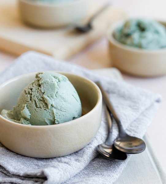 sladoled sa spirulinom