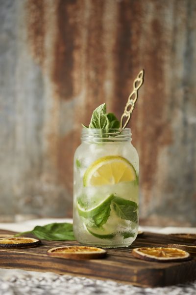 bezalkoholni hugo spritz recept